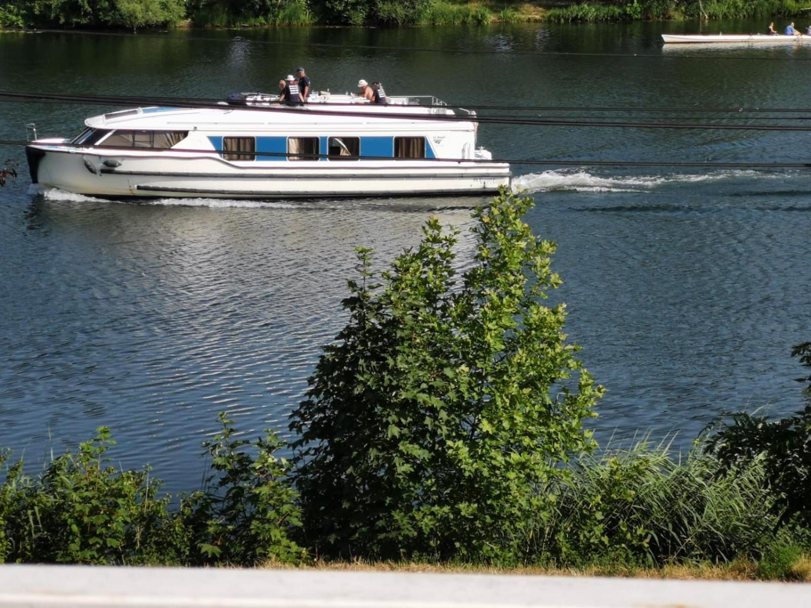 La Rive Du Doubs - 2 Chambres - 5 Pers - 56, Chemin Du Canal Du Rhone Au Rhin Dole Extérieur photo